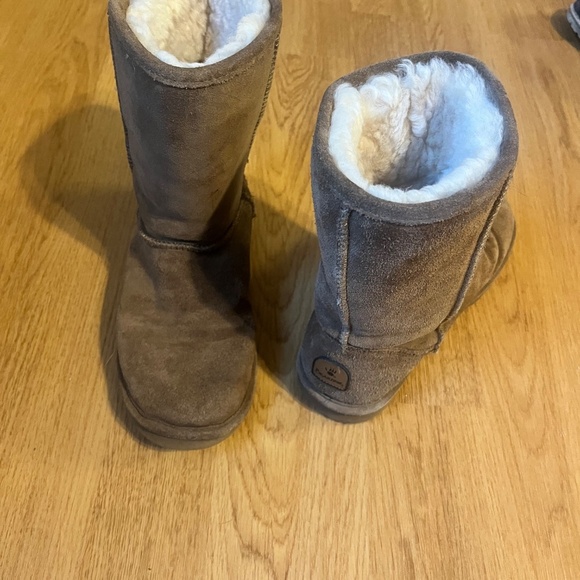 BEARPAW Women's Elle Short Boots 1962W Hickory Size 9 - Picture 6 of 9